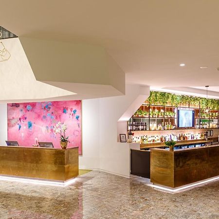 Eatons Hill Hotel Brisbane Zewnętrze zdjęcie