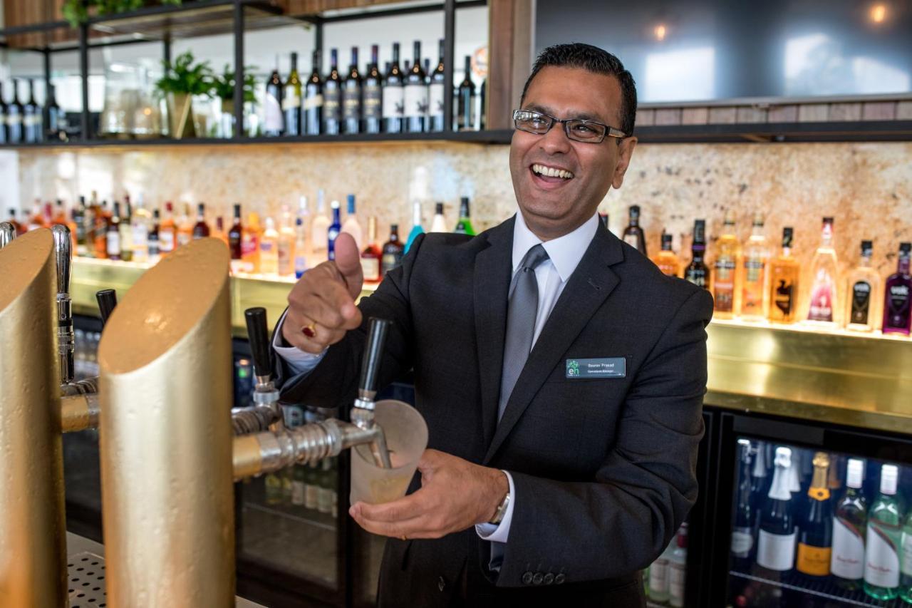 Eatons Hill Hotel Brisbane Zewnętrze zdjęcie