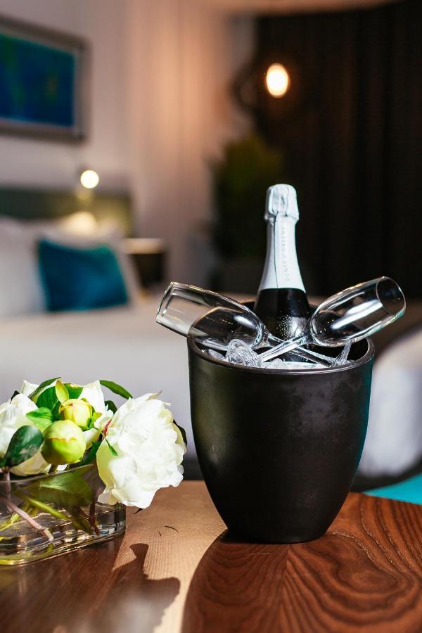Eatons Hill Hotel Brisbane Zewnętrze zdjęcie